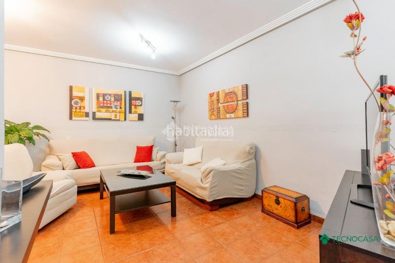 Foto 6b974fbb-6d90-4025-b398-03a6f07fa4fd. Casa aparellada amb calefacció aparcament a Las Cabañuelas Vícar