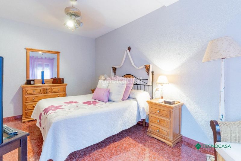 Foto d580cb78-9b37-4e9c-b027-ee0ab8a21649. Casa aparellada amb calefacció aparcament a Las Cabañuelas Vícar