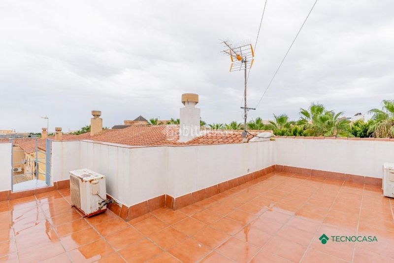 Foto eea6c929-17bd-44fe-8f54-f6e5bb8af933. Casa aparellada amb calefacció aparcament a Las Cabañuelas Vícar