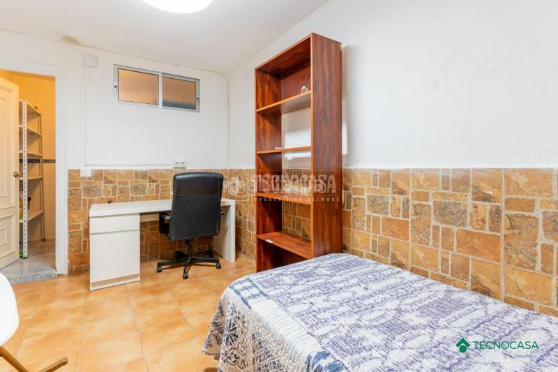 Foto f6554bee-10f9-4078-be29-c17719b2d440. Doppelhaus in Felix