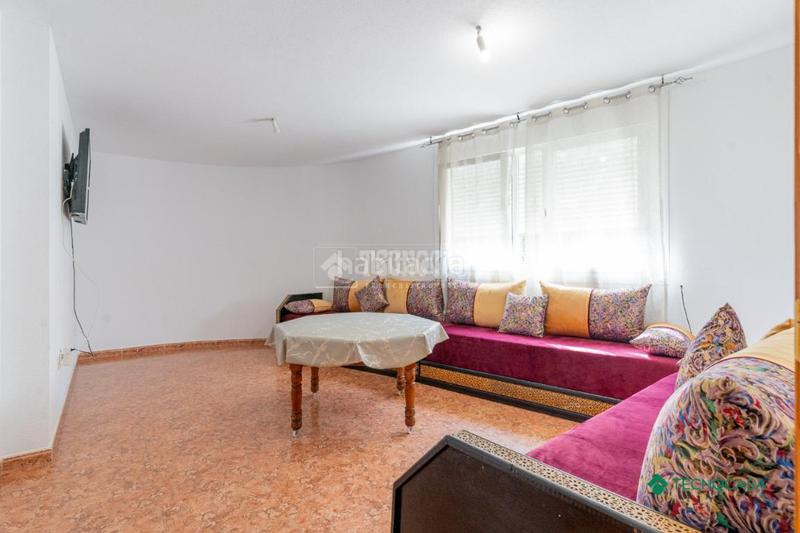 Foto 23d97d5a-7942-4951-a62b-0b784f4cabe5. Piso  en venta en La Gangosa Vícar