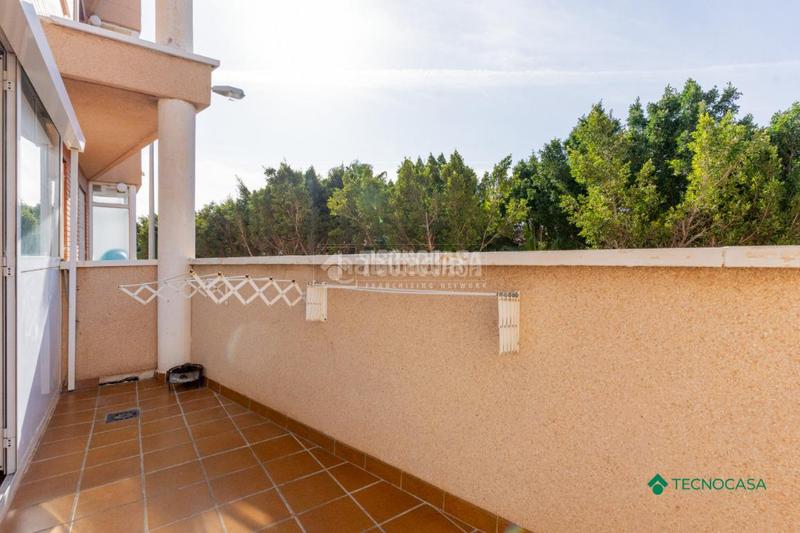 Foto 38f6b2a0-511c-4fe7-97f6-3954bc20d48c. Piso  en venta en La Gangosa Vícar