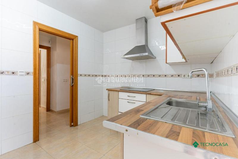 Foto 444de52e-e858-446c-8e68-4d5413c46098. Piso  en venta en La Gangosa Vícar