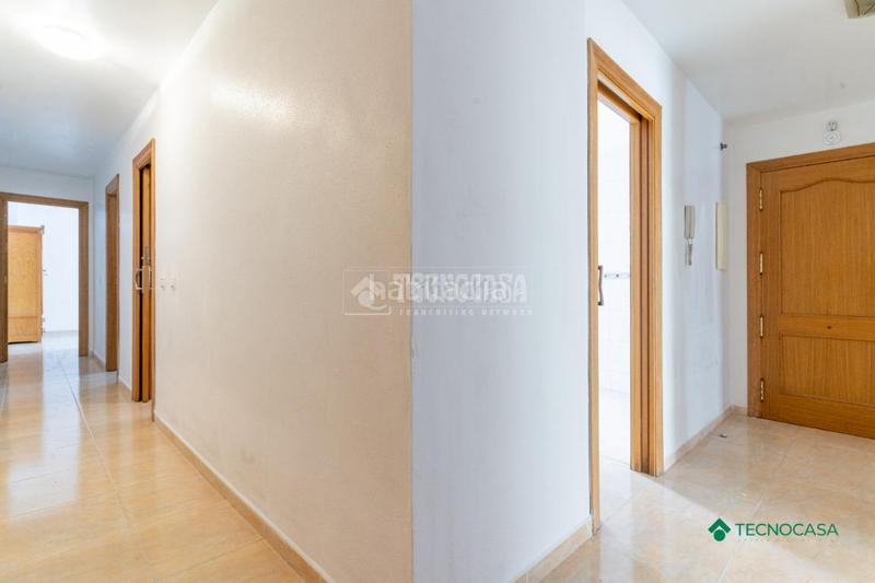 Foto 94025250-0be5-41b8-ab7f-2a4d3a2c0ce9. Piso  en venta en La Gangosa Vícar