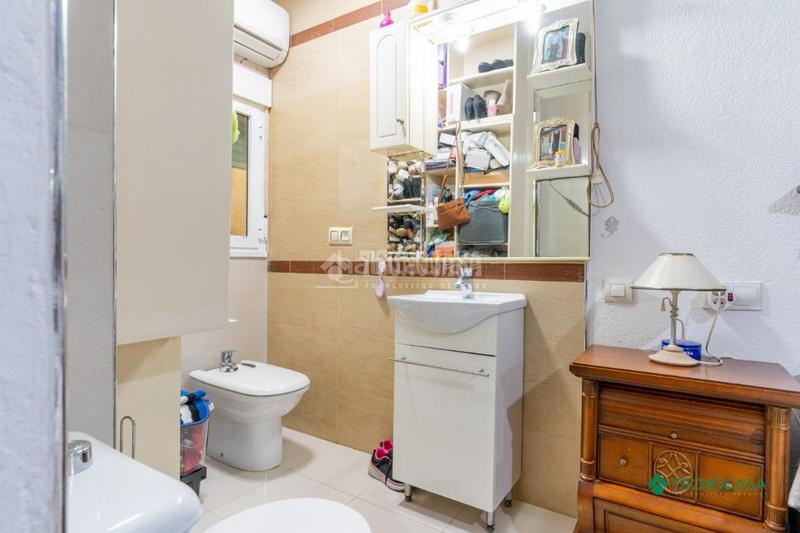 Foto 1ac663e7-333c-4df1-bcfc-3cc0d02f85a8. Piso  en venta en La Gangosa Vícar