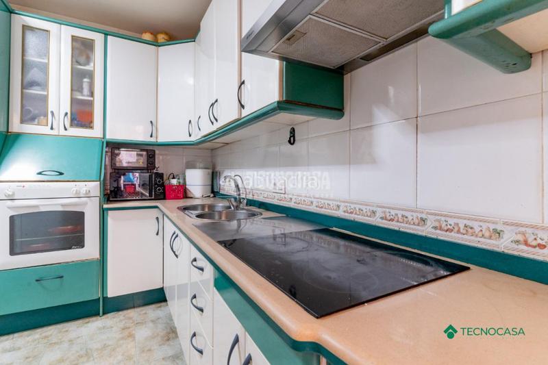 Foto 3b7043f5-e10d-40df-bb4f-664b4f455691. Piso  en venta en La Gangosa Vícar