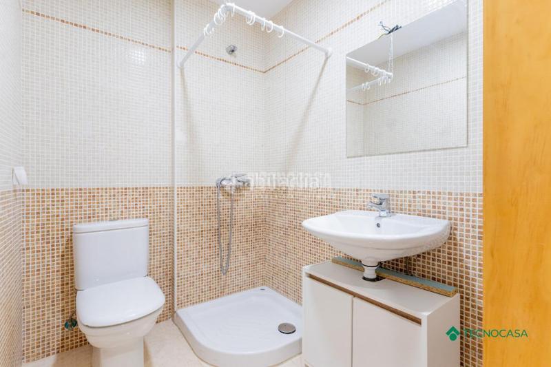 Foto ea2b0f14-9d72-4b40-b4a7-2d72243e8a64. Piso  en venta en La Envía Vícar