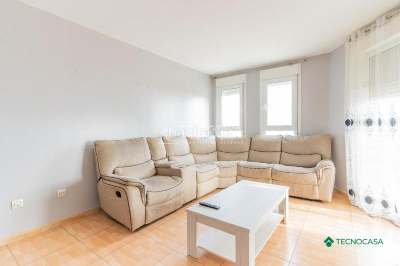 Foto 22d1349f-2631-49d1-b0c7-c23875a60861. Piso  en venta en Las Cabañuelas Vícar