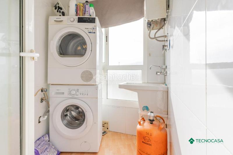 Foto f7f7b0c2-93f5-4613-bb98-5253dd54ce88. Piso  en venta en Las Cabañuelas Vícar
