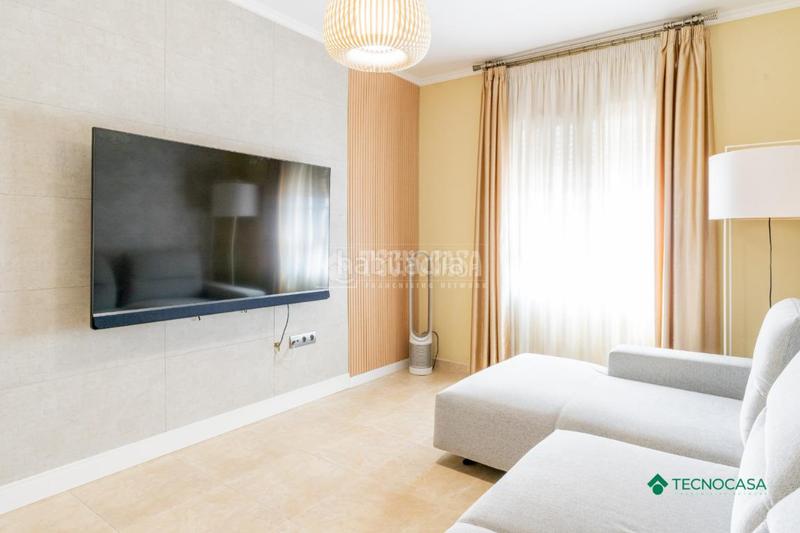 Foto dcd28f09-1ba2-4a7f-8017-46794dec3101. Piso  en venta en Las Cabañuelas Vícar
