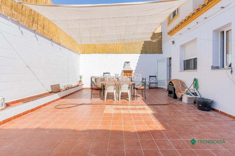 Foto 41ac9556-3a2c-427b-aaf9-1e7eec632b94. Casa pareada casa en venta en La Gangosa Vícar