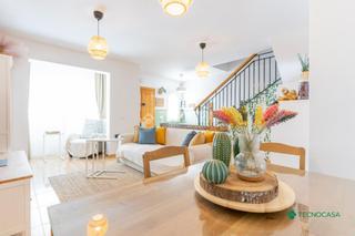 Casa aparellada a La Gangosa. Casa en venta en vícar