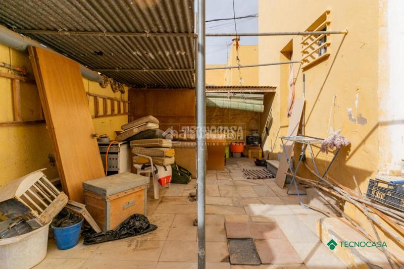 Foto 6d442406-d8ae-4bdb-8c4a-2534f5dadeea. Casa aparellada amb calefacció aparcament a puebla de Vícar Vícar