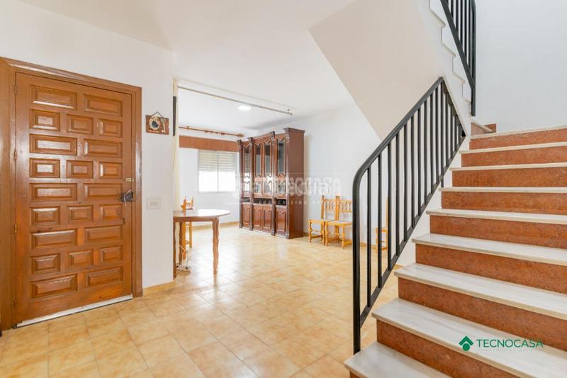 Foto bc1afd67-14f7-4084-bded-d88b7d02e42d. Casa aparellada amb calefacció aparcament a puebla de Vícar Vícar