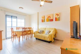 Zweistöckige Wohnung in La Envía. Piso en venta en vícar