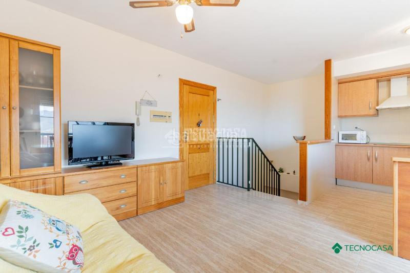 Foto a876d9d2-54bc-4c5d-bc1d-3f6bfb4a1a7a. Dúplex amb aparcament a La Envía Vícar