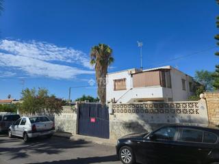 Maison jumelée à Las Cabañuelas. Casa en venta en vícar