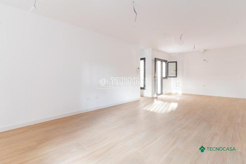 Foto c9003db4-1699-44c3-bddc-818351071388. Maison jumelée avec parking dans Las Cabañuelas Vícar