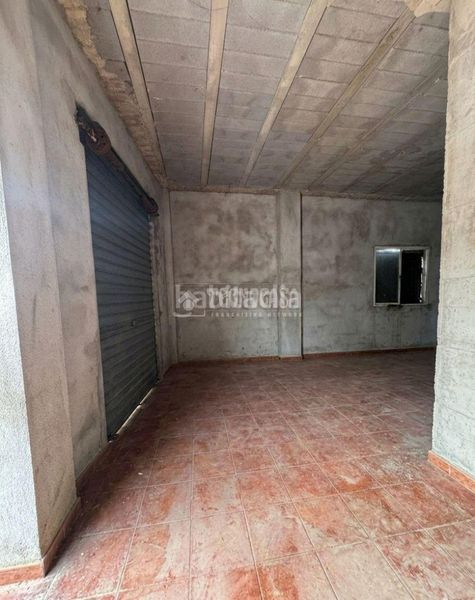 Foto cb4e4c5e-172e-458c-979d-6a22f02e97e2. Aparcament cotxe a Las Cabañuelas Vícar