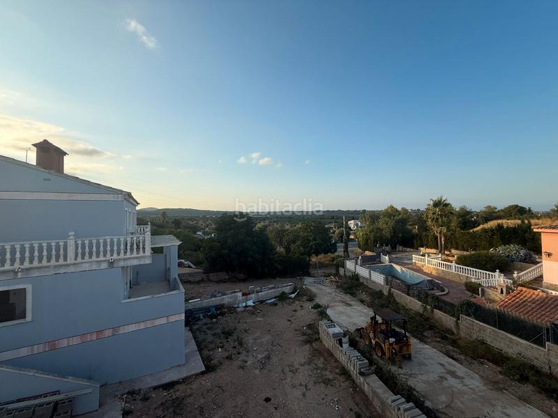 Foto 57acf1ad-9c26-4d33-823f-fa47edbd329f. Casa aparellada a calle opalo 109 a Las Pedrizas Chiva