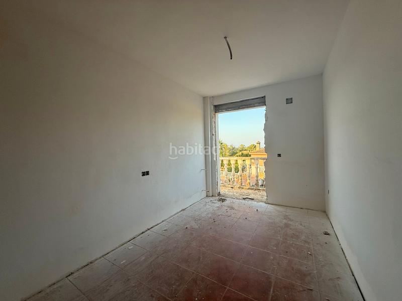 Foto b1ae45bc-a41d-4ca4-a42c-ee1317988d26. Casa aparellada a calle opalo 109 a Las Pedrizas Chiva