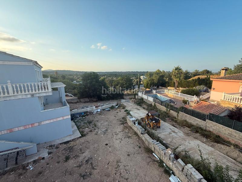 Foto b6dcee72-9f15-46ed-9d25-51838e6354d6. Casa aparellada a calle opalo 109 a Las Pedrizas Chiva