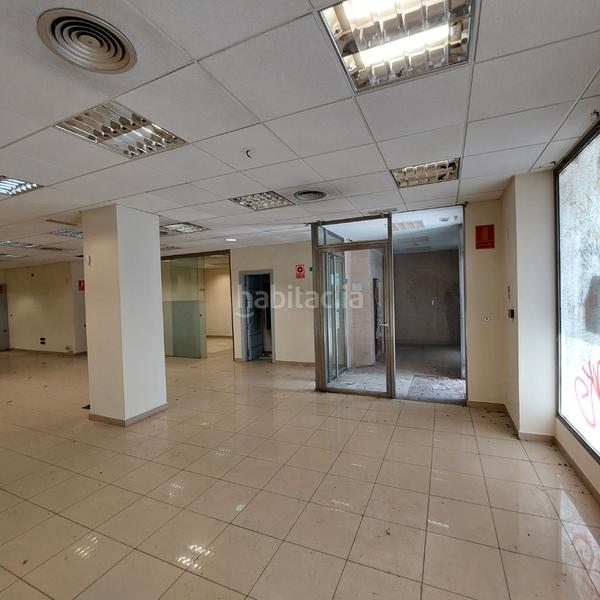 Foto c7c3d38f-7251-4c53-94c3-3b55cdd7db08. Affitto locale commerciale in plaza navarro rodrigo 17 in Alicante