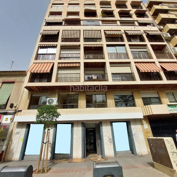 Foto 77a6cdd8-91c1-44c9-b7ec-b1abc3418130. Alquiler local comercial en plaza navarro rodrigo 17 local comercial en alquiler pza. navarro rodrigo 17, en Alicante