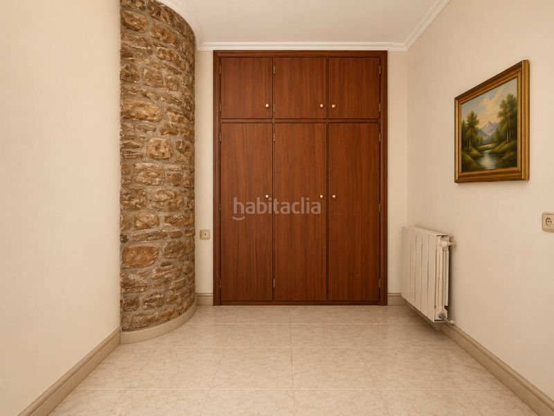 Foto 4495a7c2-ee9d-47e9-b01c-c4d4c4489000. Pis amb calefacció aparcament a Gualta