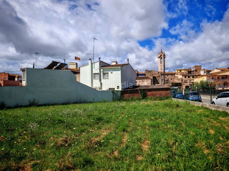 Foto bdec281d-13f4-4fb0-b99d-ce2189e22c37. Terreny residencial a Verges