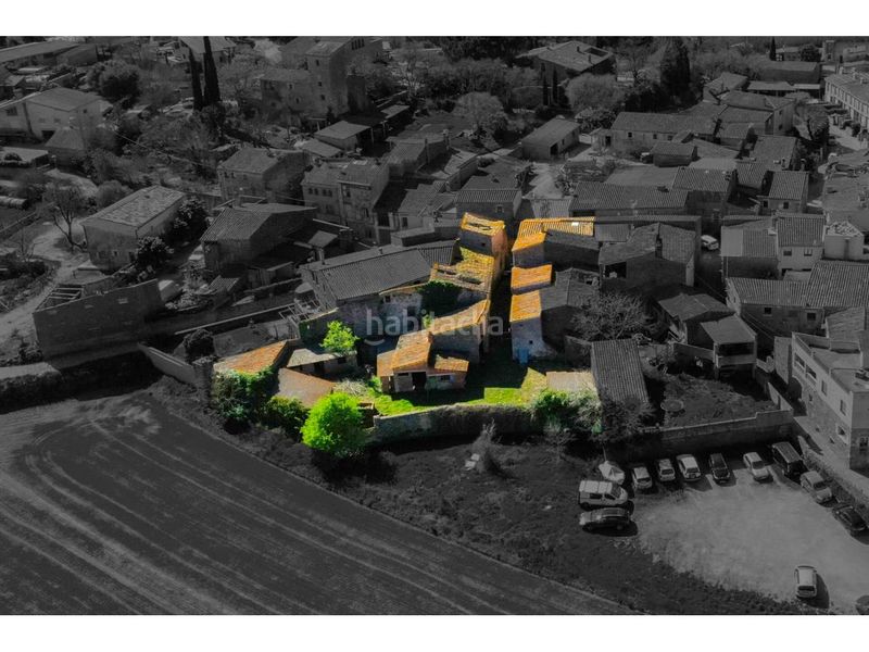 Foto 980d8f9c-e761-41eb-9c2b-6c0c81afa40f. Masia amb aparcament a Sant Joan de Mollet