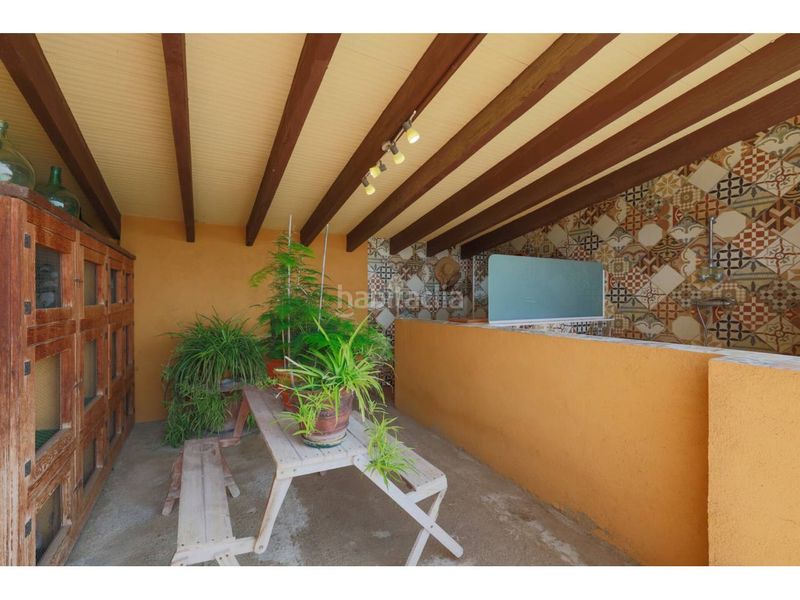 Foto 189c710d-e4b6-4480-9cc2-c7d711ec093b. Masia amb aparcament piscina a Verges