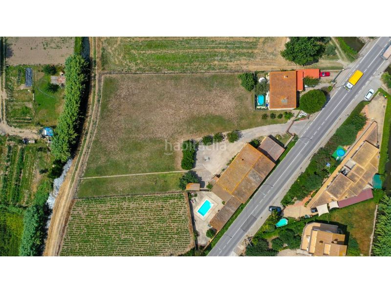 Foto 244ca26a-05a9-4c6e-a1d5-a43c7a99933f. Masia amb aparcament piscina a Verges