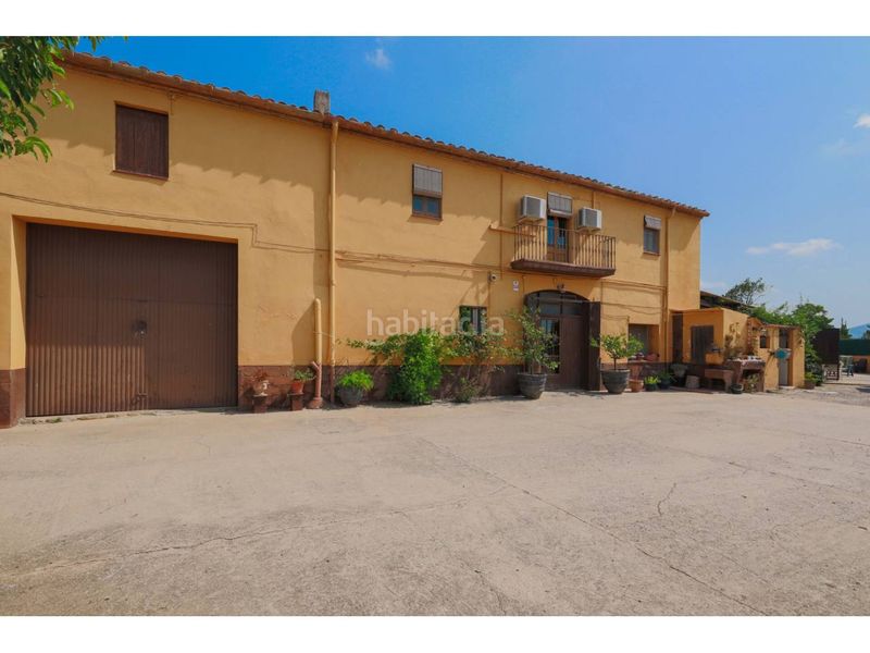 Foto 3a7a7adf-ae2b-473f-b623-da0677477c18. Masia amb aparcament piscina a Verges