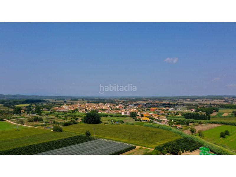 Foto 409f38ef-85ec-44a0-abcb-a2d6489cd9e1. Masia amb aparcament piscina a Verges