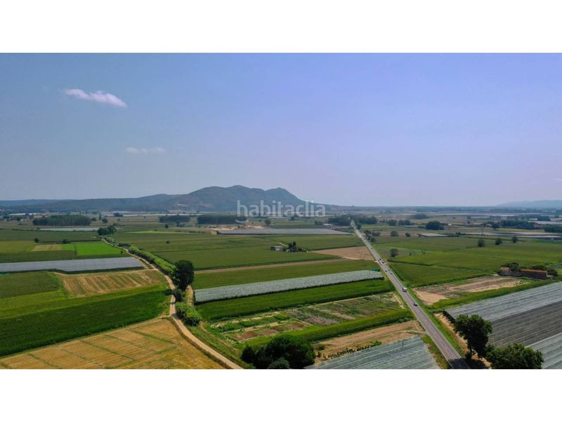 Foto 6a18e3a6-e510-49cf-8bf0-76d30be93c7a. Masia amb aparcament piscina a Verges