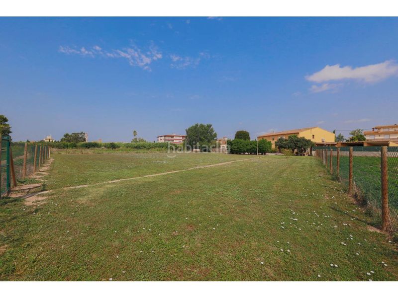 Foto 708515d8-4f24-408d-93d6-d6b018d75957. Masia amb aparcament piscina a Verges