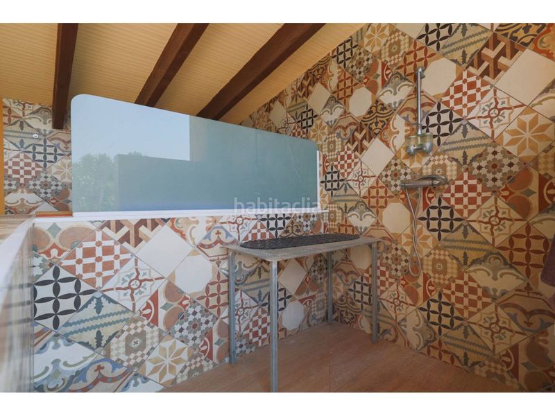 Foto 8da9927c-12b6-4c28-8798-c33c0aece02a. Masia amb aparcament piscina a Verges