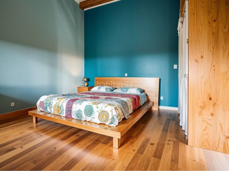 Foto ccd47aa9-400e-4470-a260-9b4eea75c33c. Masia amb aparcament piscina a Verges