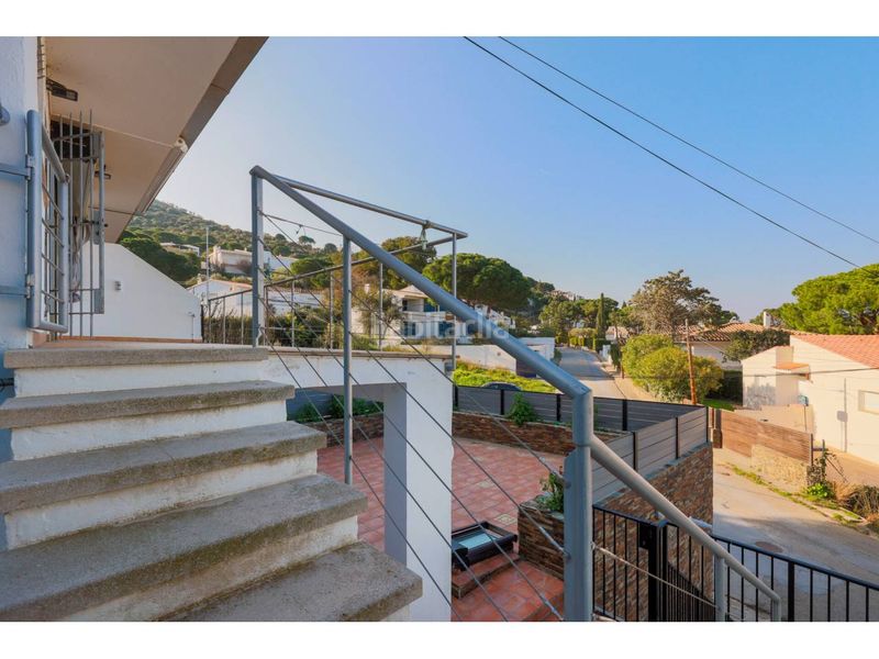 Foto 63187f50-6a8d-4f5a-9244-18d4e1b6f3b2. Casa amb calefacció aparcament a Port de la Selva (El)