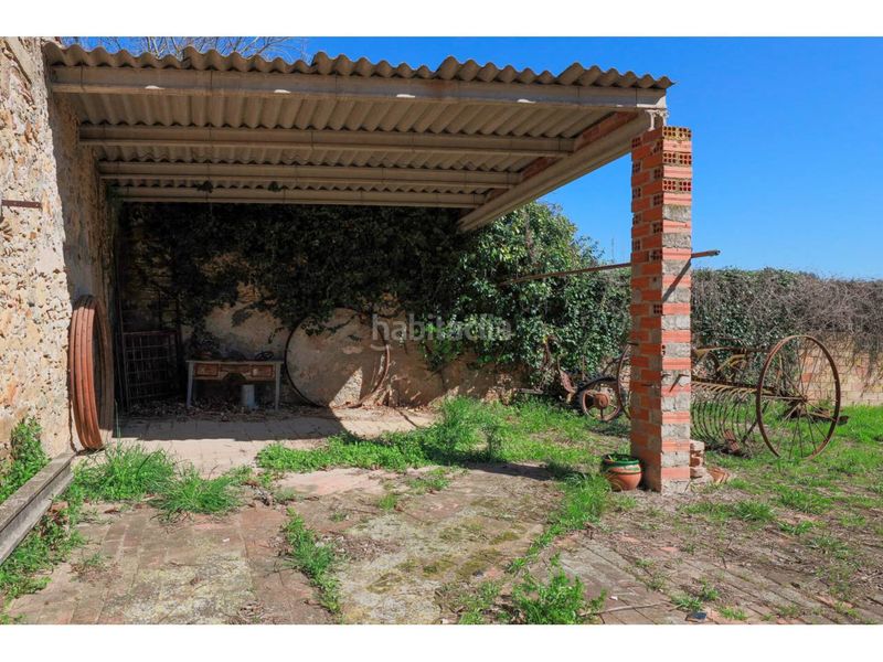 Foto 012697ff-2393-4b9a-a6fc-80701752fc39. Masia amb aparcament a Sant Joan de Mollet