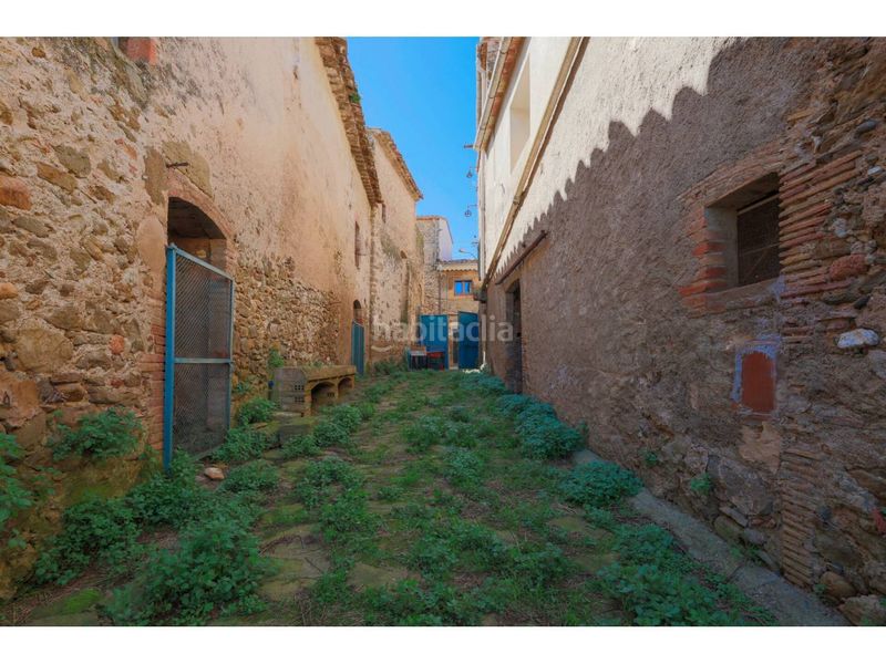 Foto 55949ef5-6b9f-4cae-98e5-e8f5e06fff3d. Masia amb aparcament a Sant Joan de Mollet
