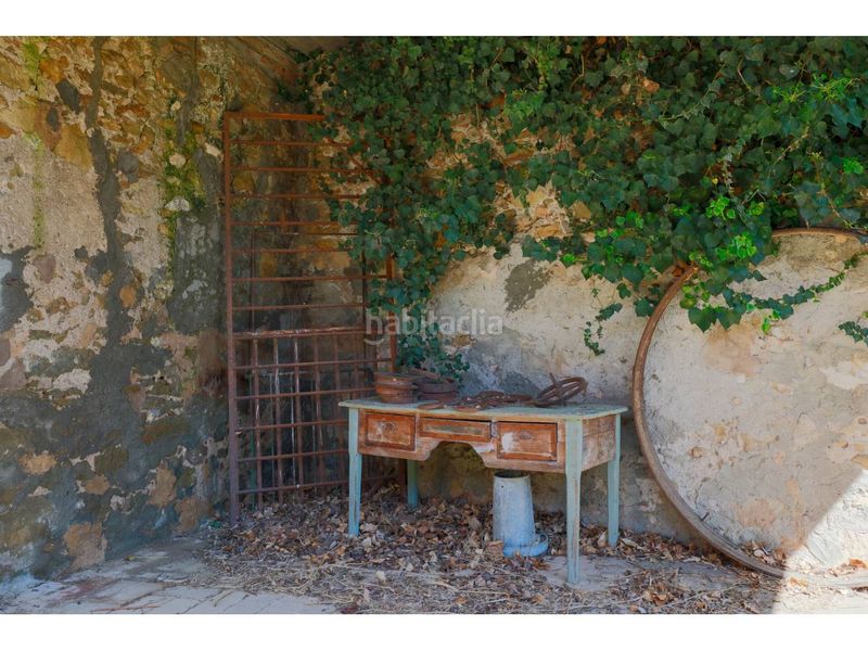 Foto bc52d8ba-6899-4435-9587-6d2d6db1d20a. Masia amb aparcament a Sant Joan de Mollet