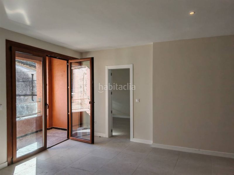 Foto 4c92b79c-c5d5-4bc1-be8e-d05b41b9877e. Lloguer pis a plaza poble 9 a Albons