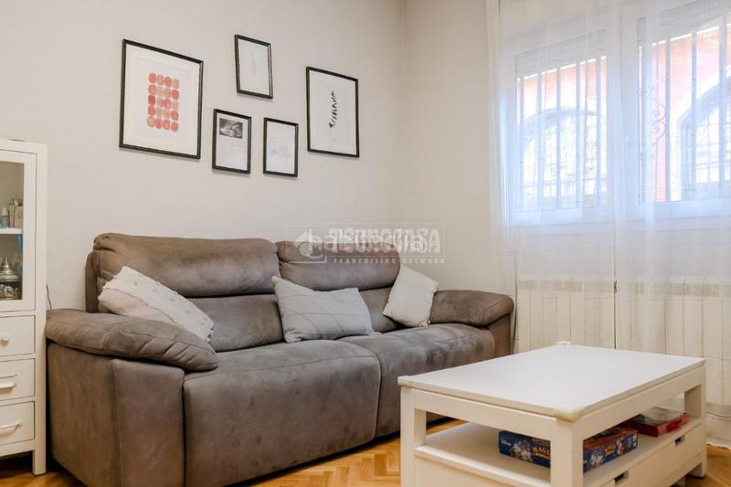 Foto dca36495-31fe-4ebd-b469-e4f4d34f9c3e. Piso  en venta en Buena Vista Madrid