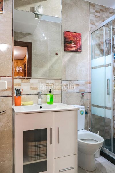 Foto c20c414a-d284-414f-970e-e76c4a6ebc86. Piso  en venta en Buena Vista Madrid
