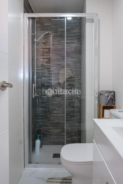 Foto 5b123975-fc0c-4f85-9a4c-384d887d8a61. Piso  en venta en Buena Vista Madrid