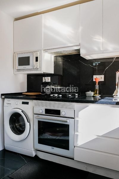 Foto 810c921d-e3a5-4323-ac66-0e2ae2082261. Piso  en venta en Buena Vista Madrid