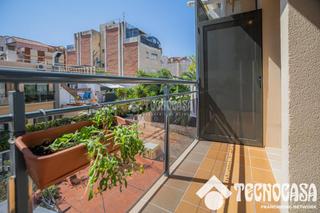 Etagenwohnung in La Bordeta. Piso en venta en barcelona