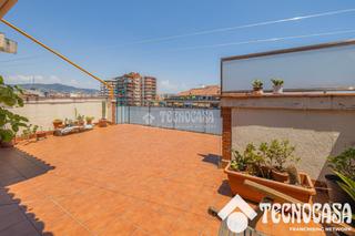 Piso en La Bordeta. Piso en venta en barcelona